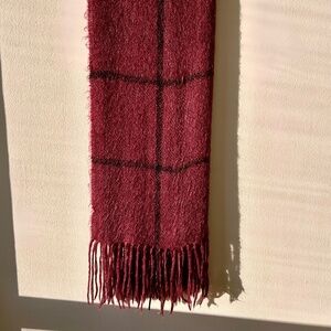 Gorgeous Maroon Vintage Handwoven Mohair Shawl. Western Maine Weavers 45" x 78"